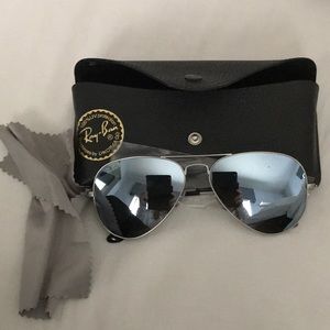 Ray ban Aviator sunglasses